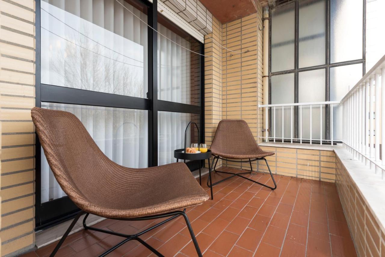 Lovelystay - Newly Decorated 2Br Flat With Free Parking Vila Nova de Gaia Esterno foto