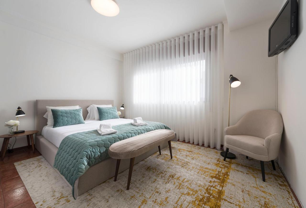Lovelystay - Newly Decorated 2Br Flat With Free Parking Vila Nova de Gaia Esterno foto
